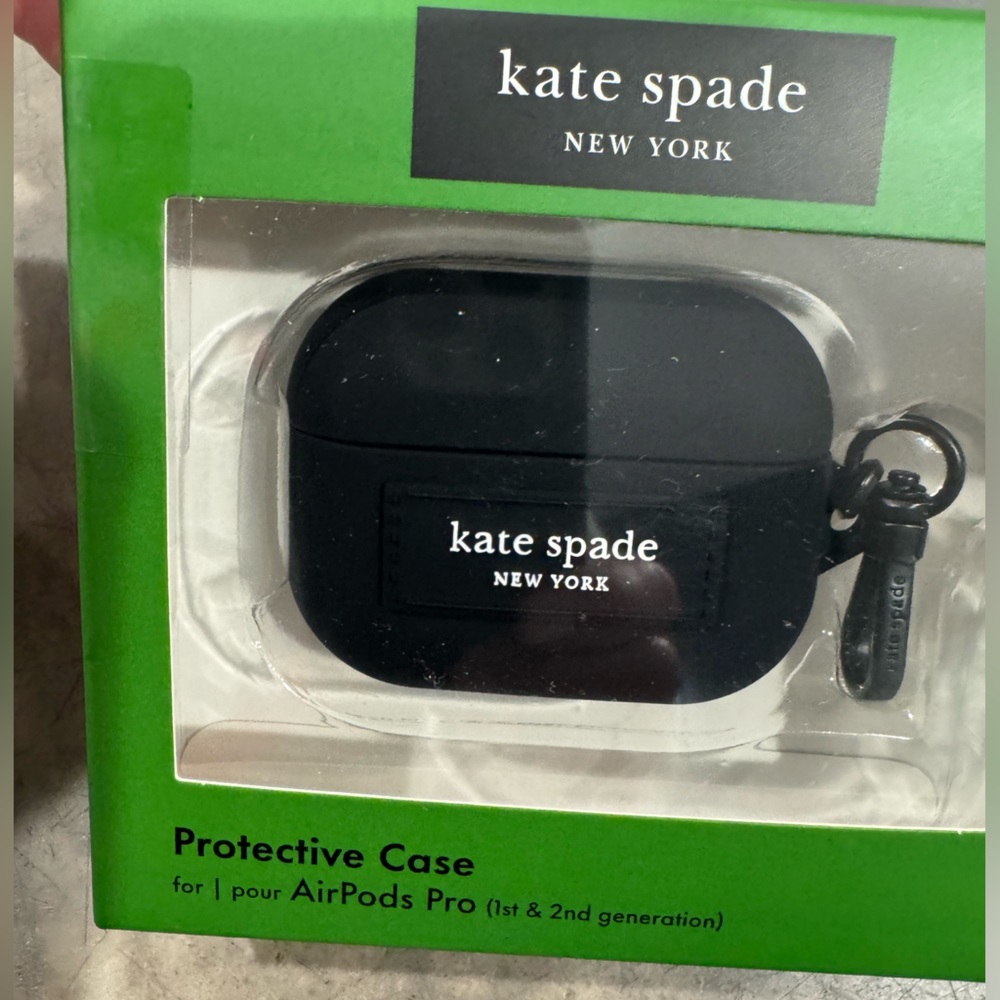 Kate Spade Black AirPods case with classic Kate spade wording ♠️easy to clip on
